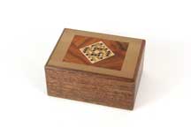 4-Move Box by Yoshiyuki Ninomiya