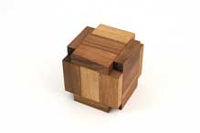 Awoi Cube #1 by Pelikan