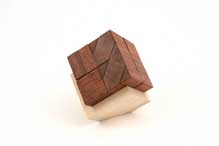 Hara's Halves Cube by Pelikan