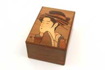Okiyama Geisha Box (YO-4) by Yoshio Okiyama