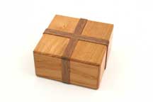 Hermit Crab Box (TJ-7) by Shiro Tajima