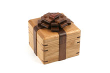 Box with a Ribbon (P-27) by Akio Kamei