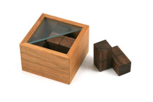 Chiral 2x2 by Koichi Miura / DYLAN-Kobo (MINE)