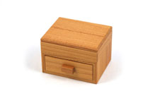 Line Symmetric Traps (RF-71) by Hiroshi Iwahara
Hiroshi Iwahara