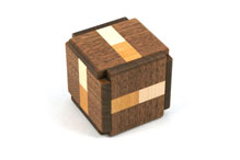 Bars Box II (KW-37) by Hideaki Kawashima
Hideaki Kawashima